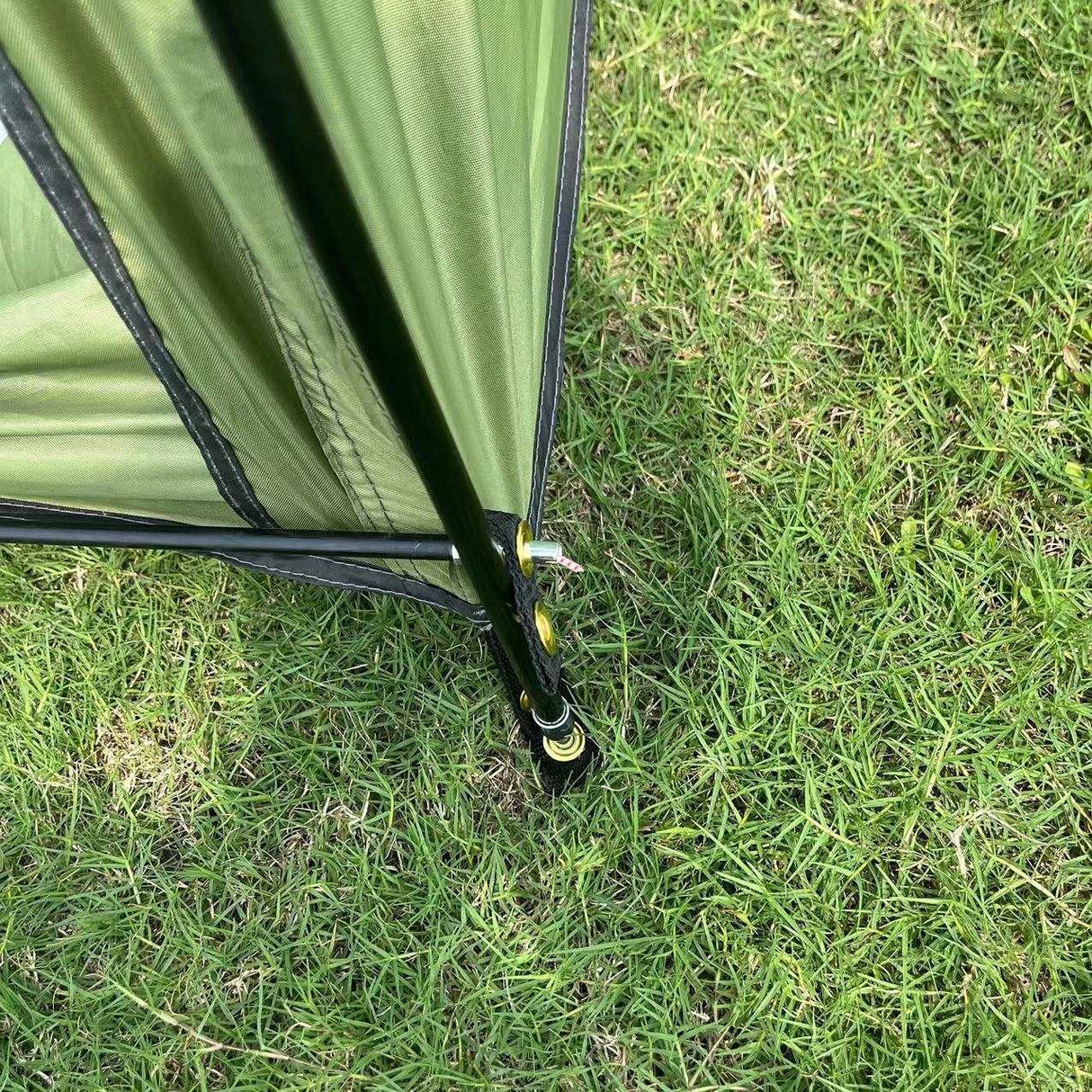 4x4 Car Trunk Canopy Tent Extension Rain & Sunshine-Proof Camping Equipment  BushLine