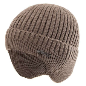 Unisex winter wool beanie with protective earflaps