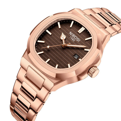 Close-up of the NIBOSI 2632 brown dial showing the luminous hands, seconds hand, date window and crown