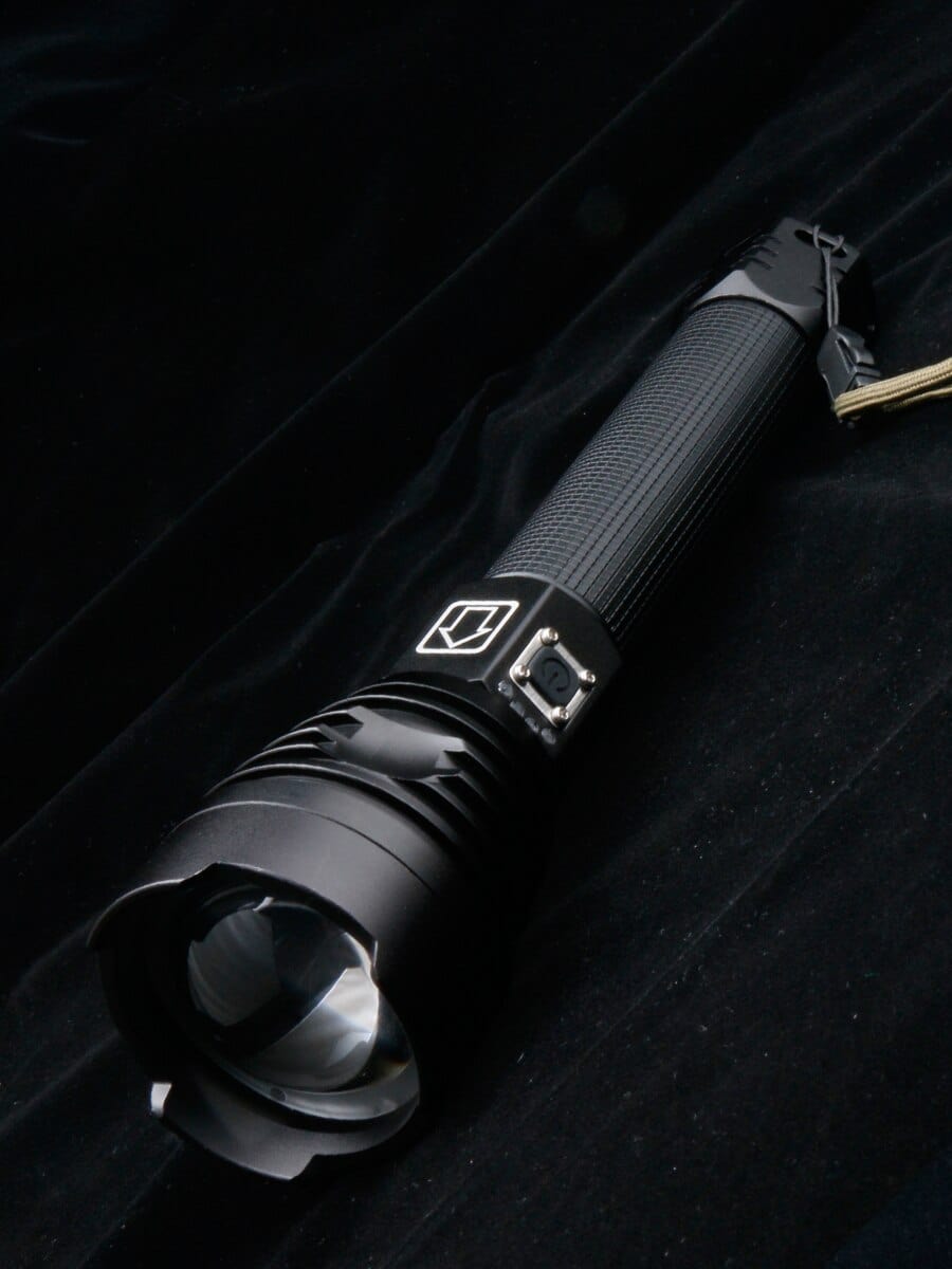Rechargeable Powerful LED Flashlight Optics  BushLine