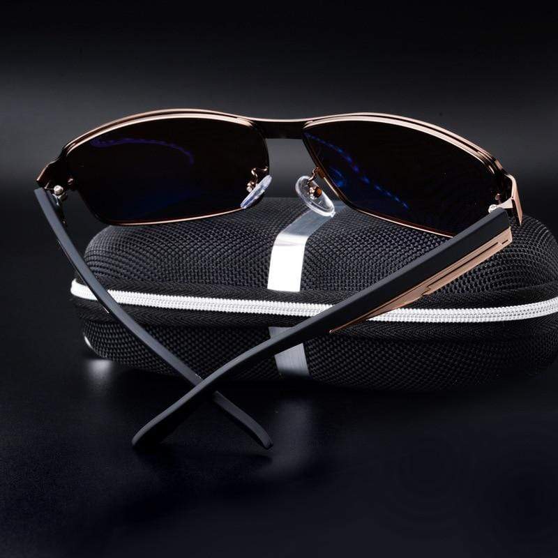 Pilot Polarized Sunglasses  + Case Optics BushLine   